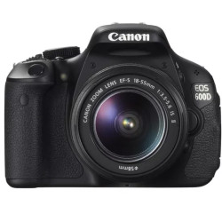Appareil Photo Reflex Canon EOS 600D + Objectif Canon EF-S IS