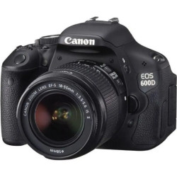 Appareil Photo Reflex Canon EOS 600D + Objectif Canon EF-S IS